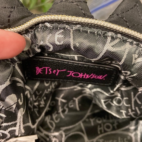 NWT Betsy Johnson Hedgehog 🦔 Cosmetic Bag - Picture 10 of 14